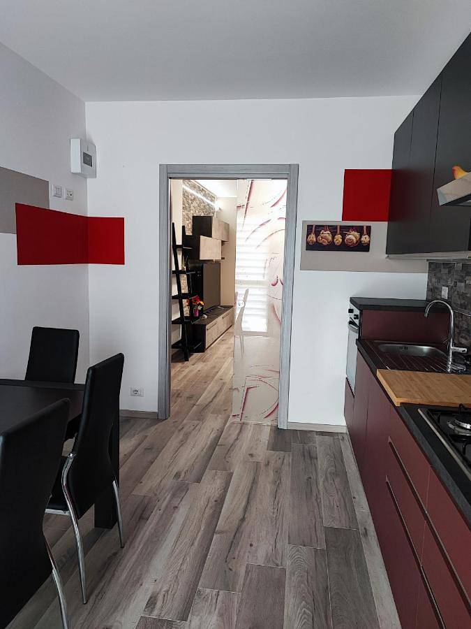 Gîte pour 4 personnes, avec balcon et jardin à Candiolo