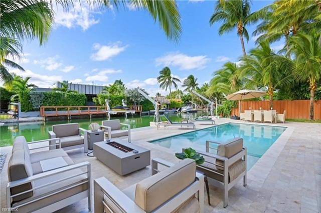 Villa para 14 pessoas, com piscina e vista - 1