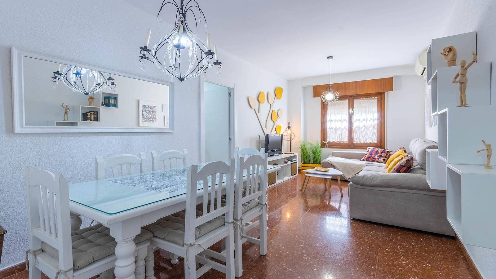 Ganze Ferienwohnung, Azahar Apartment in Santa Marina ⭐⭐⭐ in Distrito Centro (Córdoba), Cordoba