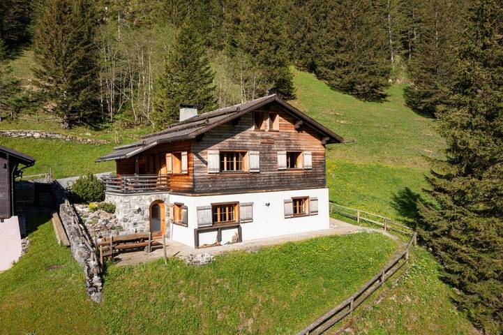Gîte pour 6 personnes, avec Terrasse et Vue au Liechtenstein