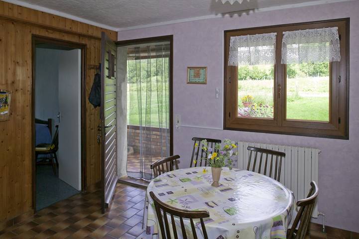 Gîte pour 3 personnes, avec jardin dans le Jura - 3