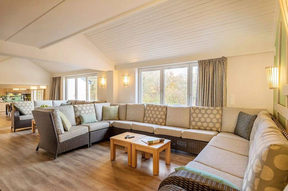 Camping pour 14 Personnes dans Vielsalm, Province de Luxembourg