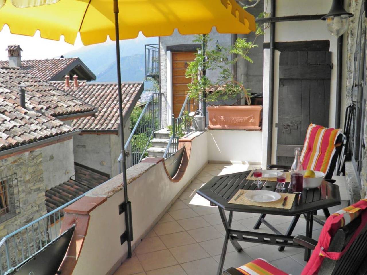 Ganze Wohnung, Asti in San Carlo (Como), Gravedona ed Uniti