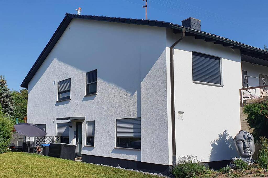 Appartement entier, 4****Sterne Ferienwohnung Mia Dtv Klassifizierung in Blieskastel, Région de Sarre-Palatinat