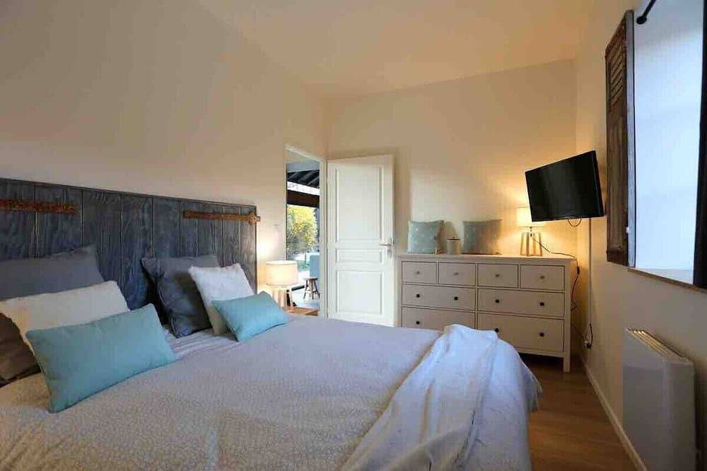 Appartement entier, Le Nid des Ecureuils in Pont-d'Ain, Ain