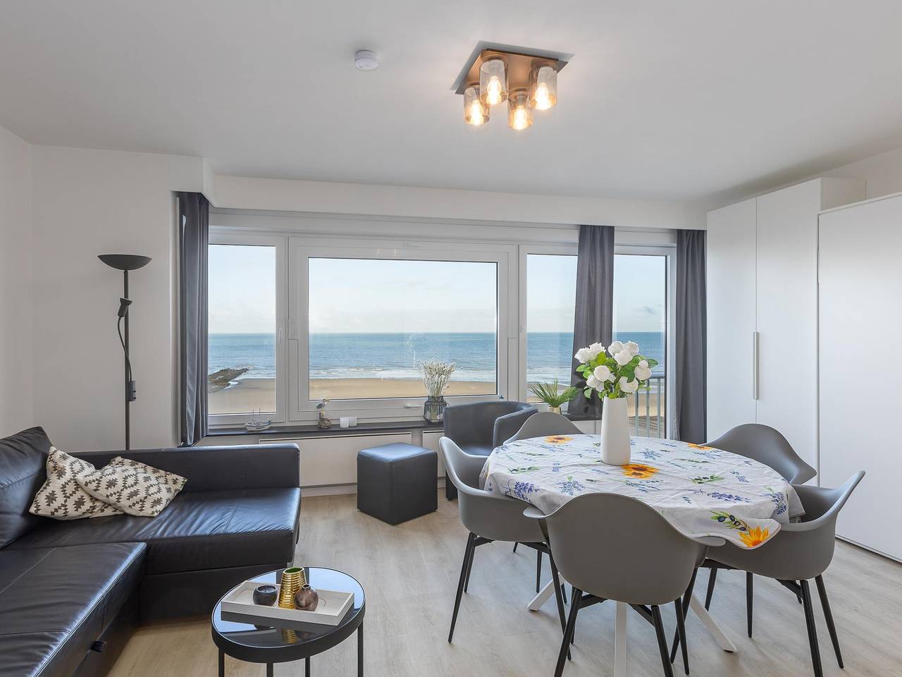 Gemütliches Studio mit Schlafbereich+Meerblick in Middelkerke, Belgische Küste