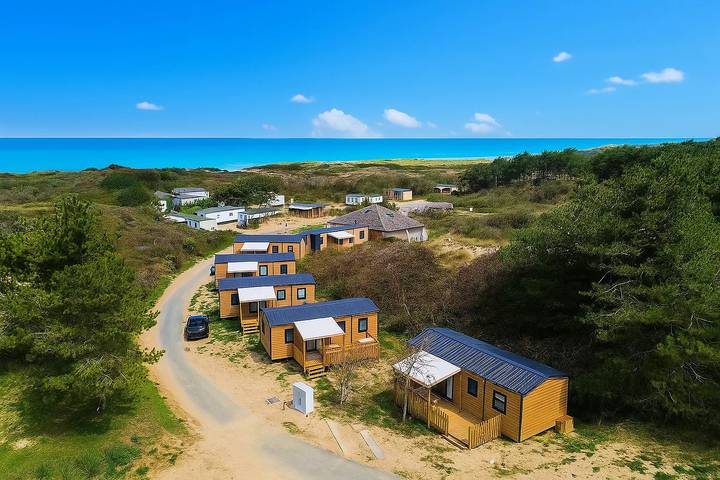 Camping pour 6 personnes, avec Terrasse