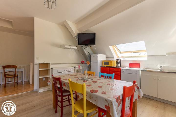 Gîte pour 5 personnes, avec jardin à Saint-Sauves-d'Auvergne - 3