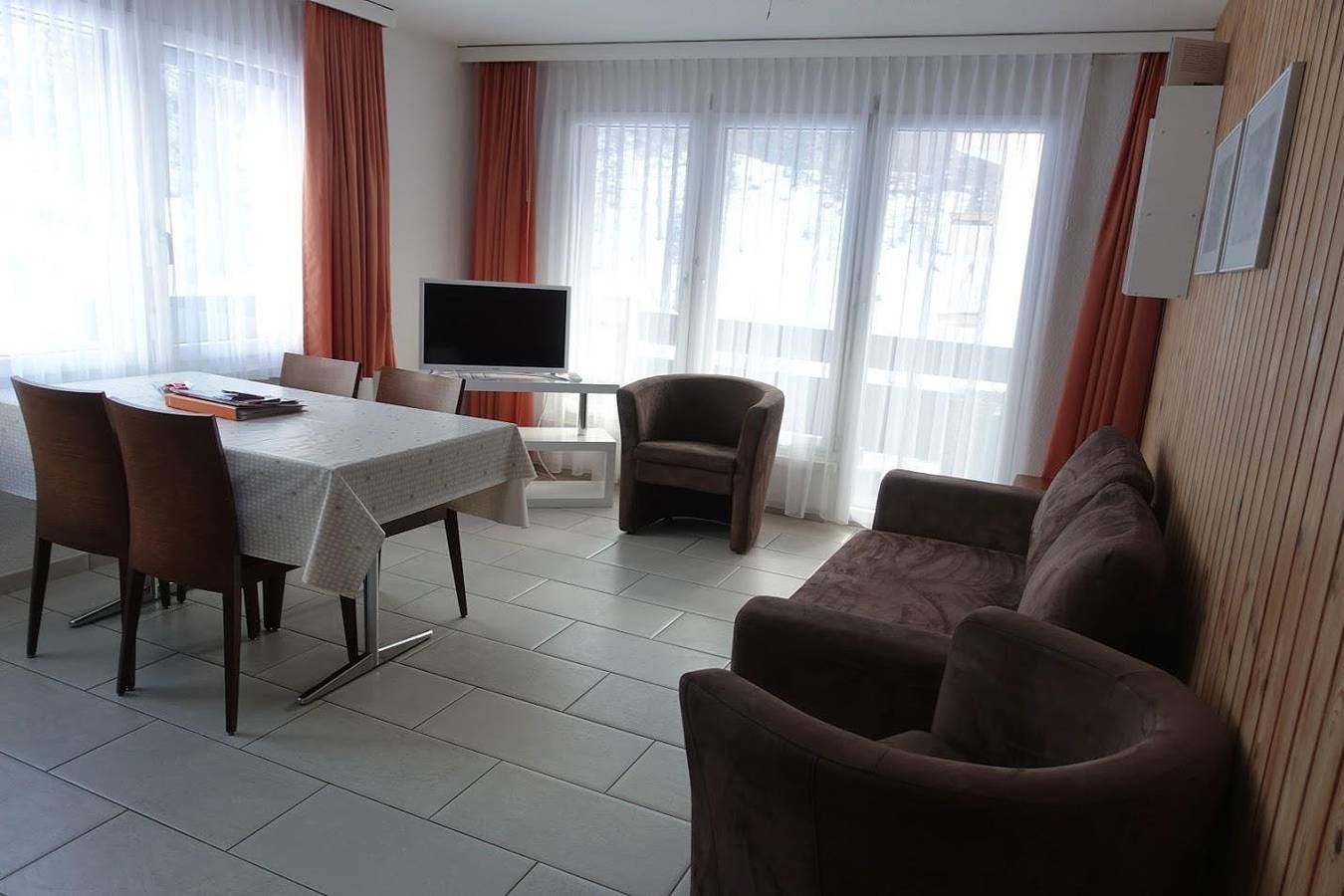 Entire holiday apartment, Mischi 9 &amp; 10 in Saas-Fee, Wallisian Alps