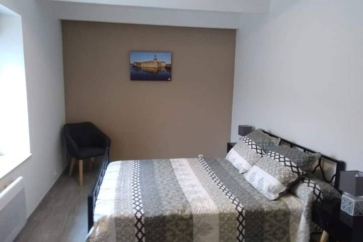 Location de vacances pour 6 personnes, avec jacuzzi et terrasse à Plomodiern - 2