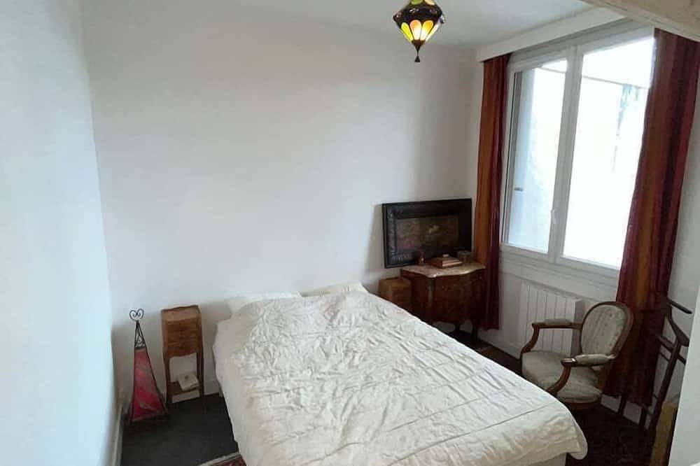 Geheel appartement, Ruime 2 kamers in Tours in Tours, Tours en omgeving