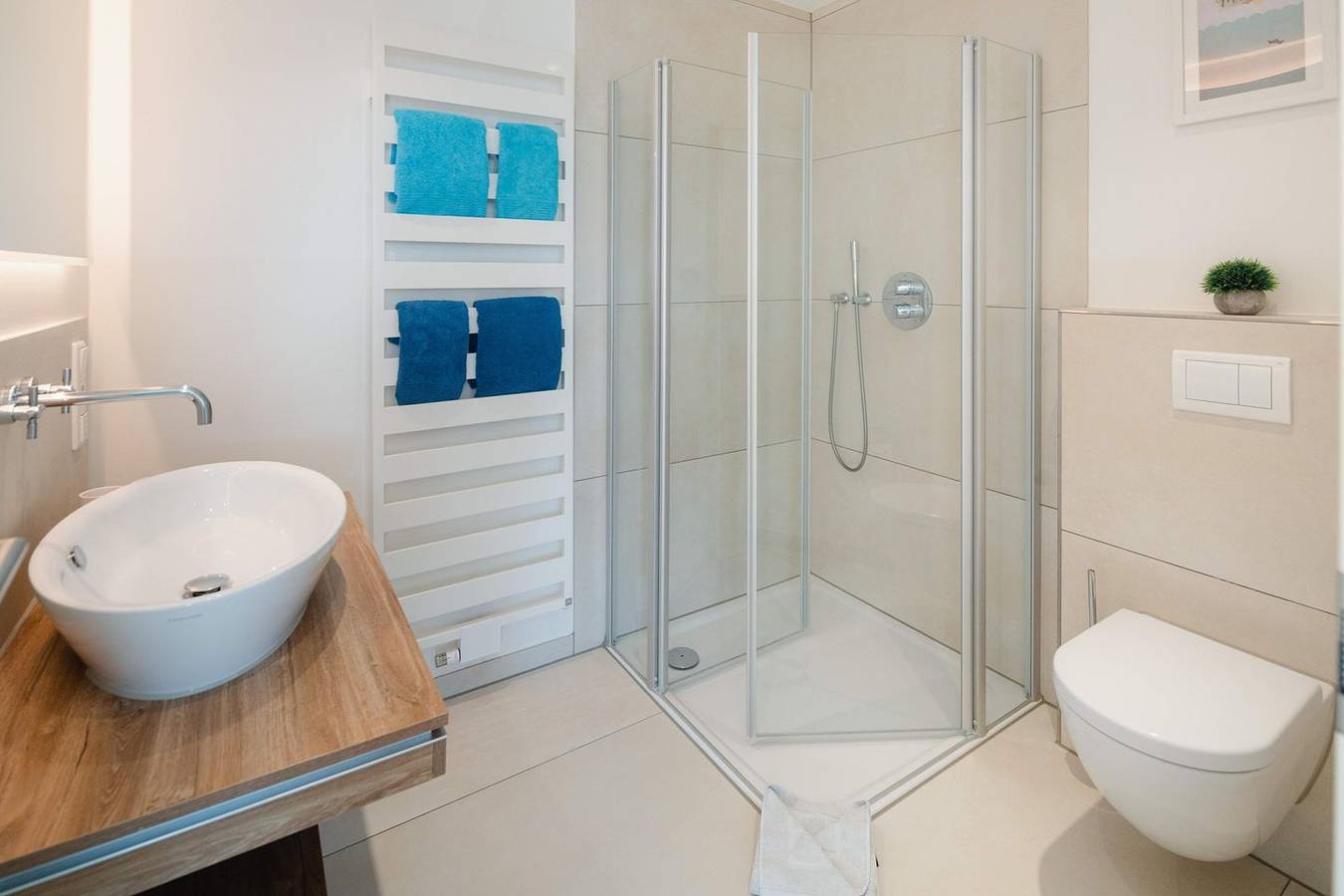 Moderne Ferienwohnung für 4 Personen, Neubau in Strandnähe — Bild 4