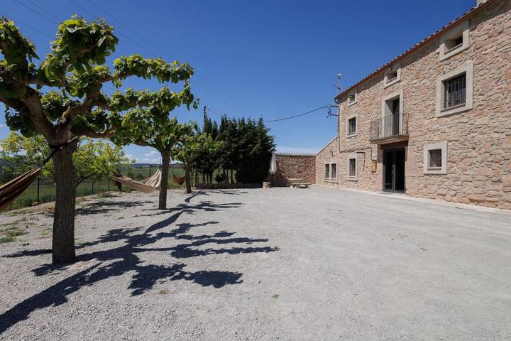 Casa rural para 13 personas, con vistas además de piscina y jardín en Anoia (España) - 4