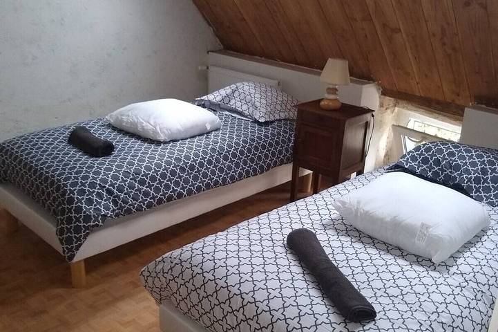 Gîte pour 8 personnes, avec terrasse et jardin à Nolay - 2