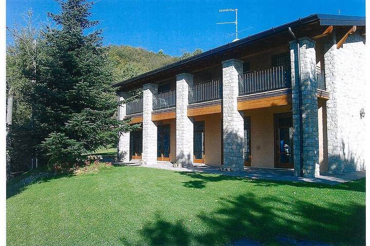 Appartamento intero, Green flat (2 pax), Fiocchina magic place - Salò - Garda Lake in Salò, Prealpi Gardesane