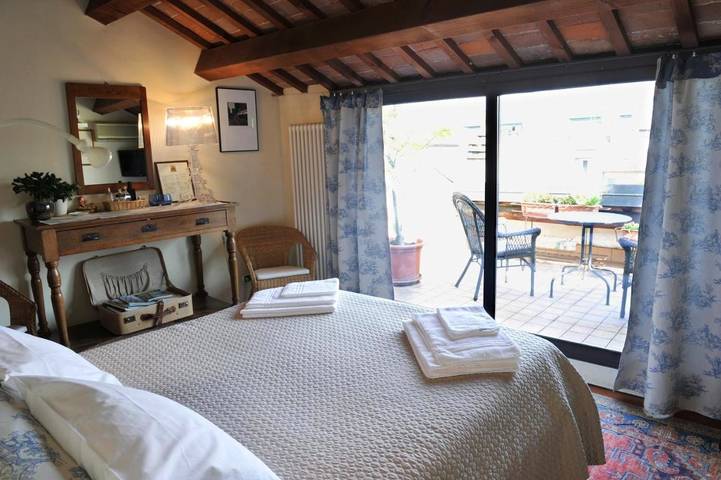 B&b per 3 persone, con Balcone e Terrazza nonché Giardino e Panorama a Vicenza