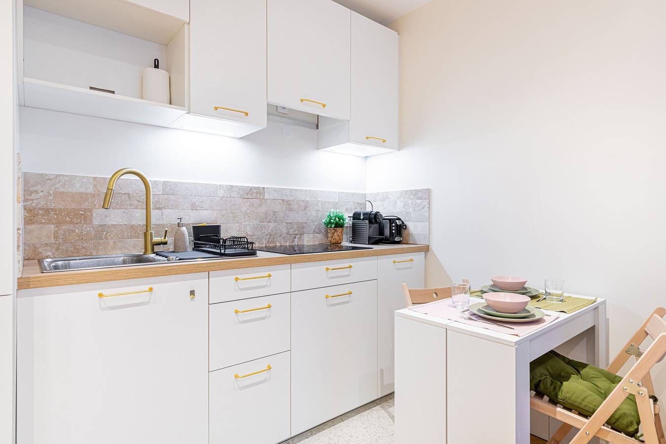Apartamento entero, Guestready - Delicias parisinas cerca del metro in Clichy, Altos del Sena