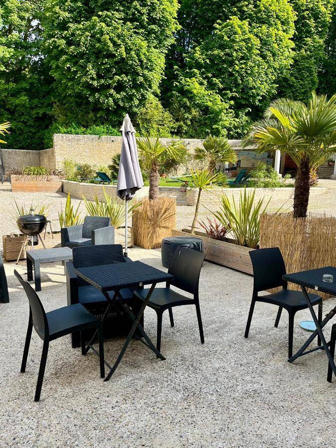 Gîte pour 2 personnes, avec piscine ainsi que jacuzzi et jardin à Saint-Côme-de-Fresné - 2