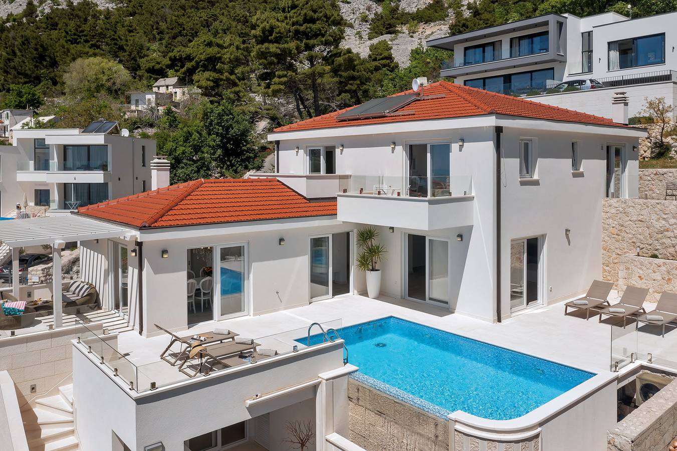 Villa Simply White mit Pool in Baska Voda, Makarska Riviera