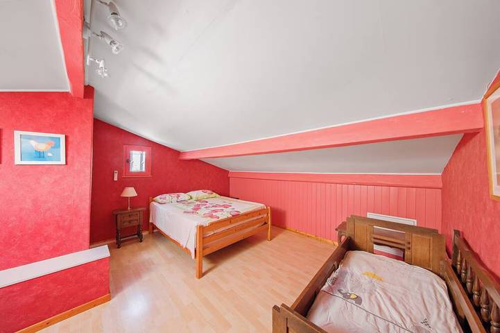 Location de vacances pour 10 personnes, avec jardin ainsi que terrasse et jacuzzi à Néoules - 4