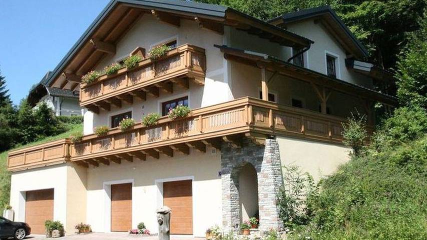 Ferienwohnung für 4 Personen, mit Balkon und Garten, kinderfreundlich in Faistenau