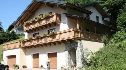 Ferienwohnung für 4 Personen, mit Garten und Balkon, kinderfreundlich in Faistenau