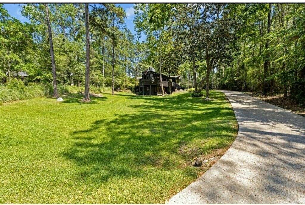 The Boat House! Hot Tub-Pool-Pool Table-Fire Pit-Rv & Boat parking! Docks Close! in Sam Rayburn Reservoir