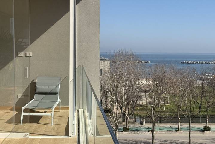 Ferienwohnung für 4 Personen, mit Balkon/Terrasse in Cesenatico - 2