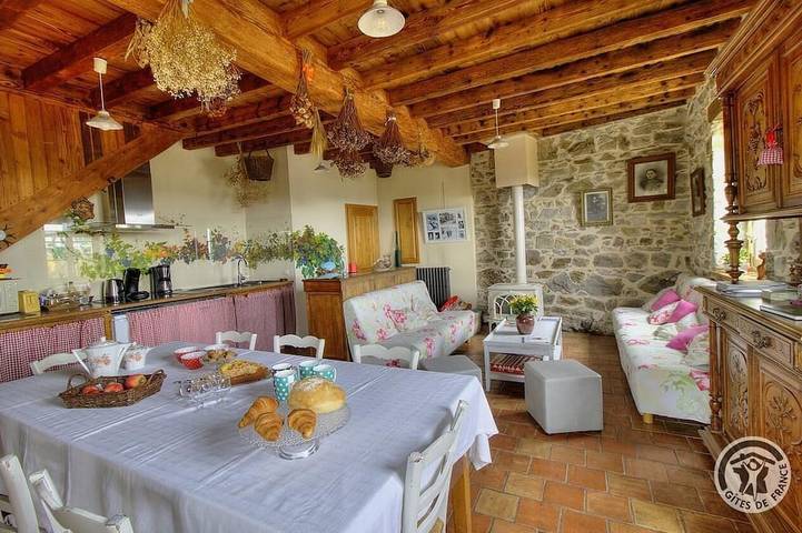 Maison d’hôte pour 12 personnes, avec jardin