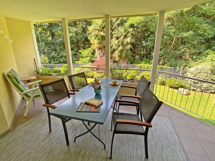 Ferienwohnung für 4 Personen, mit Balkon und Ausblick in Minusio