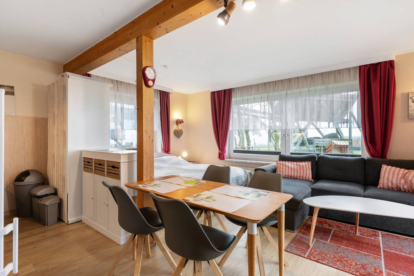 Ganze Wohnung, Ferienwohnung 'Deichblick 3' mit Gemeinschaftsgarten und -balkon in Westerkoog, Hedwigenkoog