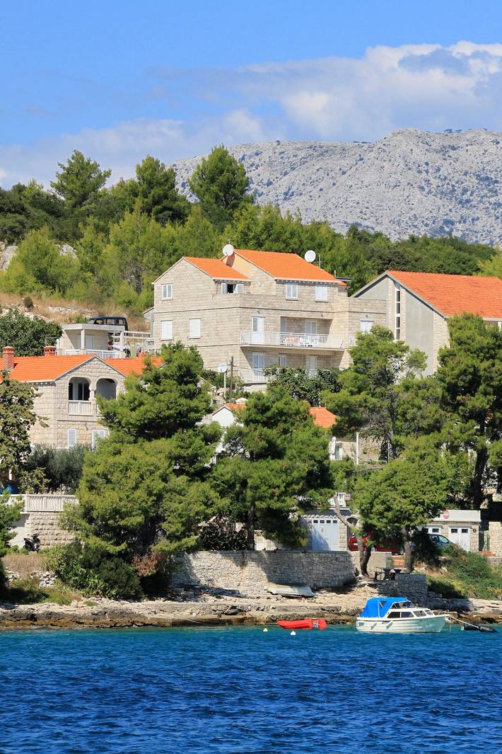 Ganze Wohnung, 1-Zimmer-Ferienwohnung am Strand Lumbarda, Korcula -a in Lumbarda, Korcula
