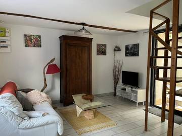 Gîte pour 4 personnes, avec jardin et terrasse à Montbazon