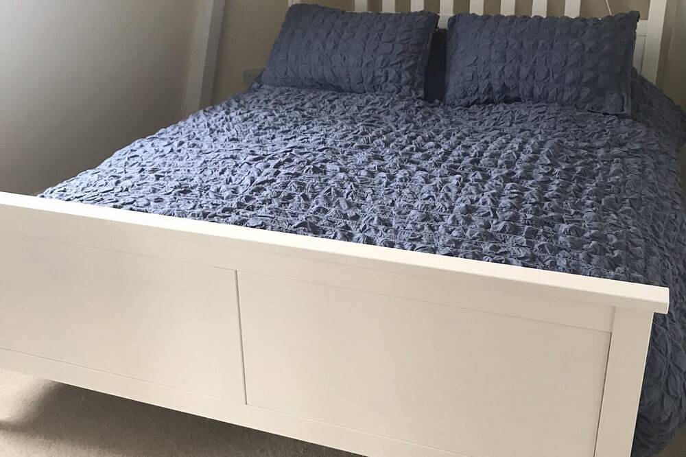 Ganze Wohnung, Windows Over Stroud Penthouse apartment with views in Stroud, Gloucestershire