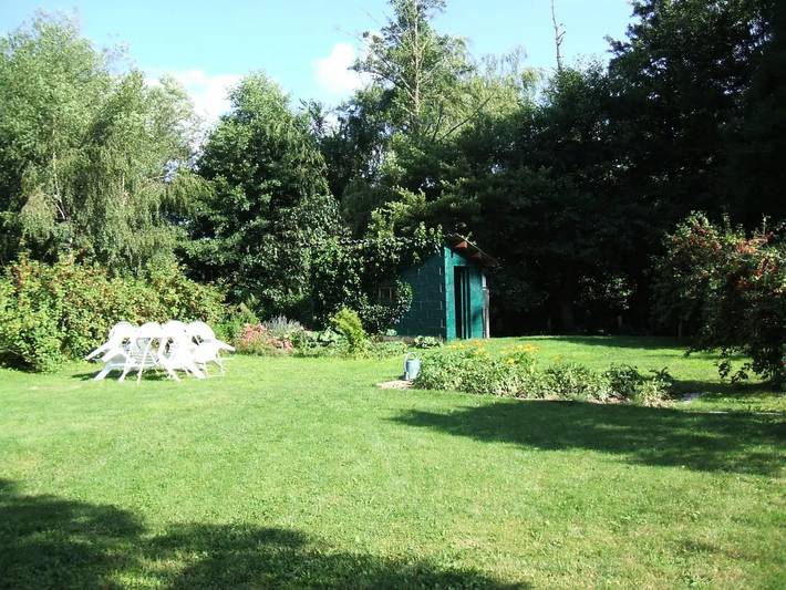 Gîte pour 8 personnes, avec piscine ainsi que jardin et sauna à Le Malzieu-Ville - 3