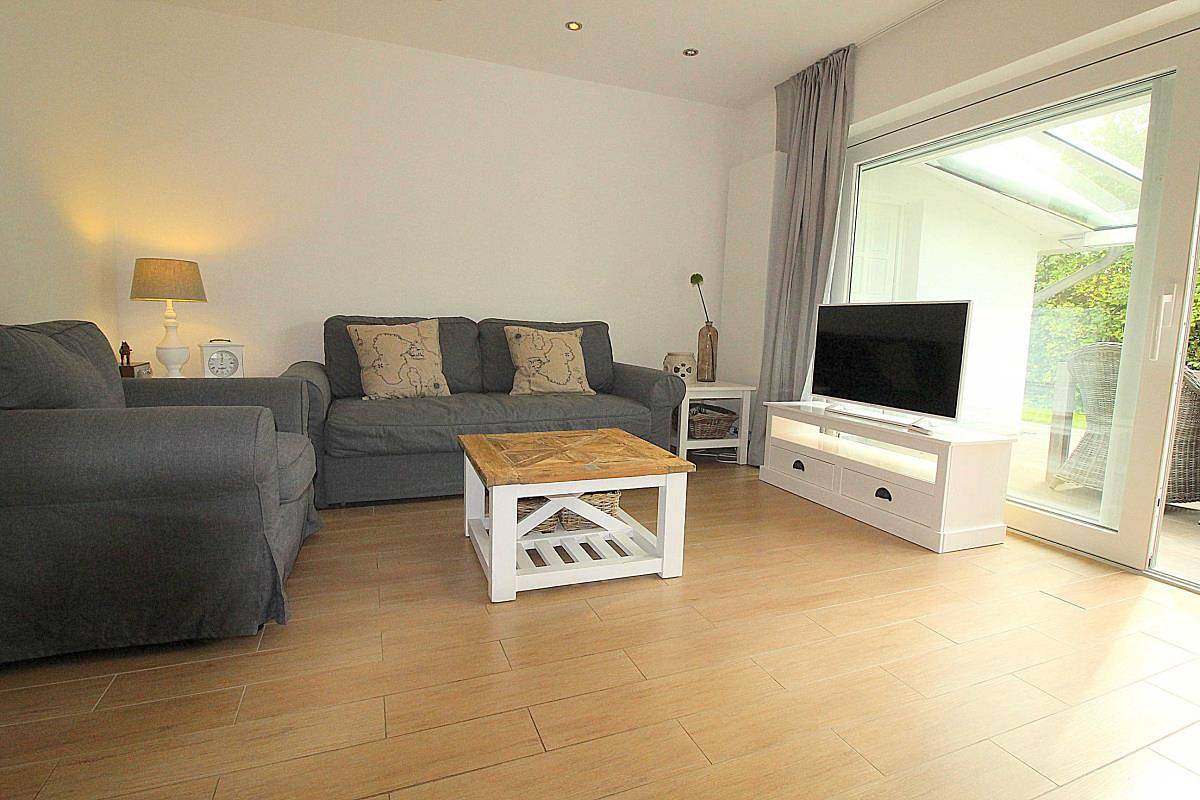 Obj. 01, 2 bis 5 Personen, Haus, Hund, Wlan, Garten, ruhige Lage in Niendorf, Timmendorfer Strand