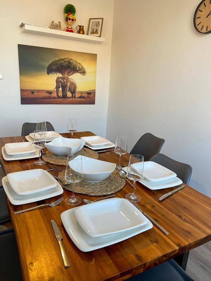 Gîte pour 7 personnes, avec balcon dans Marienthal