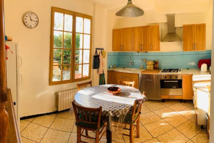 Location de vacances pour 10 personnes, avec jardin et terrasse à L'Isle-sur-la-Sorgue - 4