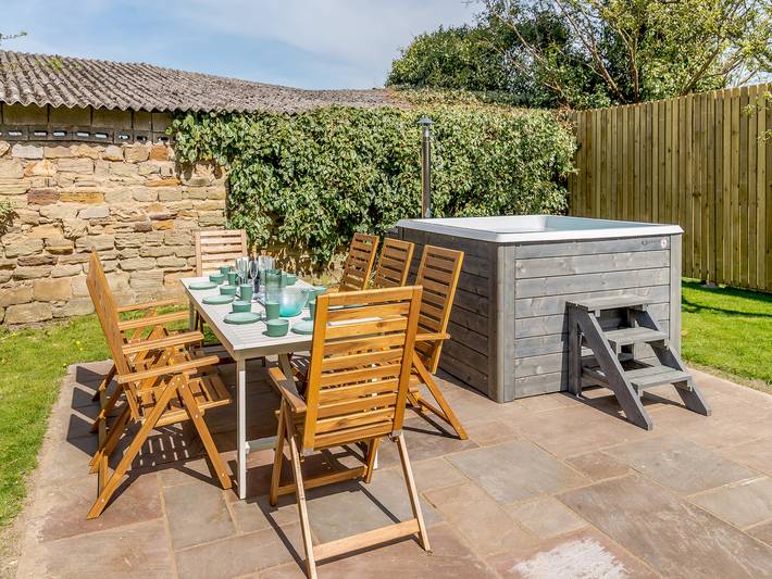 Cottage for 8 people, with garden - 1