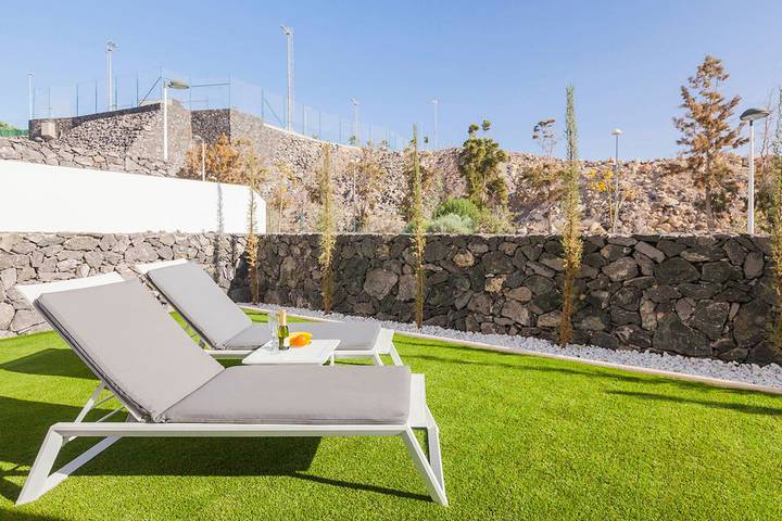 Gîte pour 6 personnes, avec jardin ainsi que bassin pour enfant et balcon dans La Caleta - 4