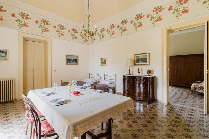 Hel lejlighed, Apartment 'Residenza Antica Distilleria' with Private Terrace, Wi-Fi and Air Conditioning in Matino, Taranto-bugten