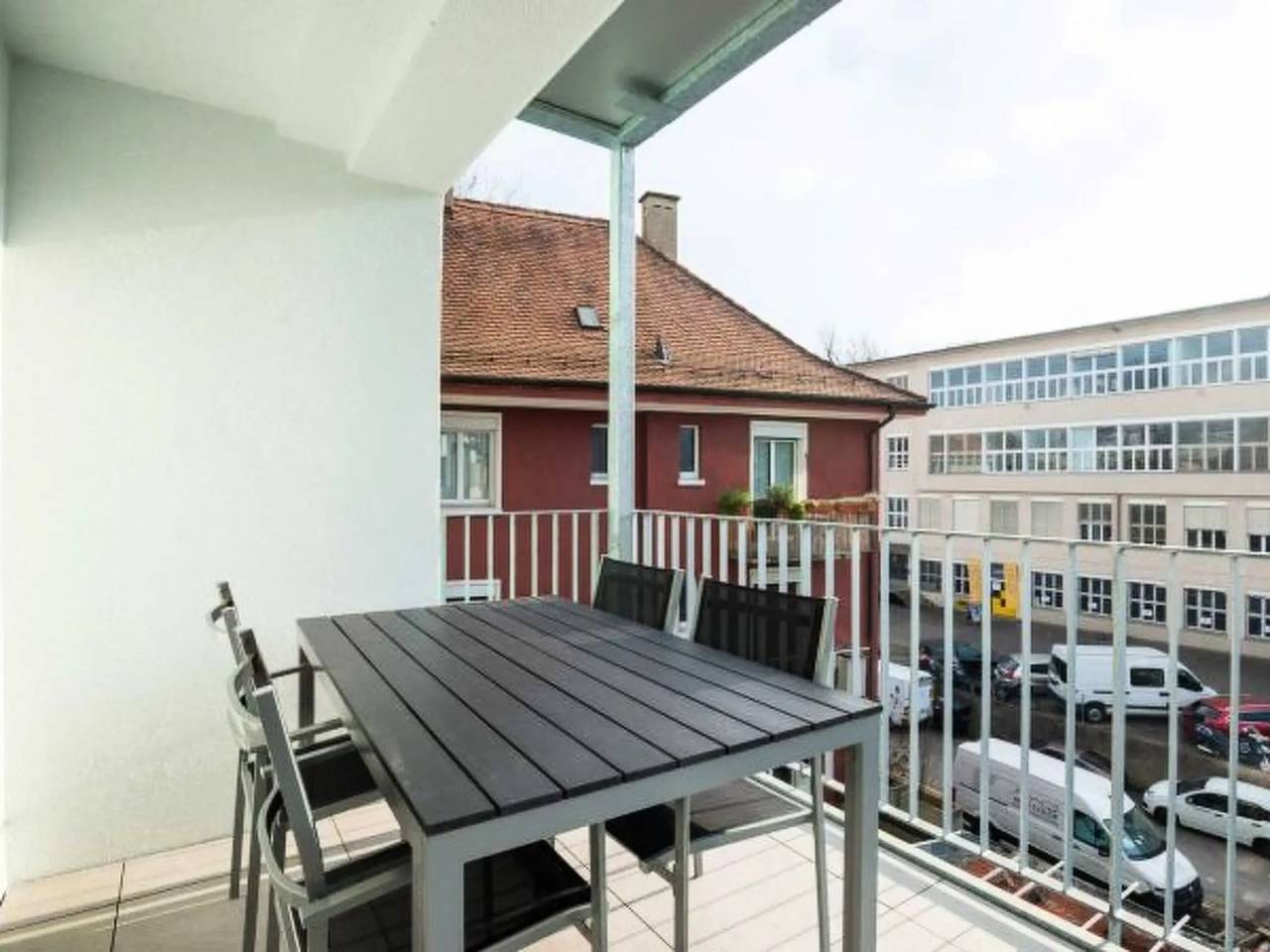 Appartamento intero, 2 Pièces 5 Personnes in Zürich 48 Altstetten, Zurigo