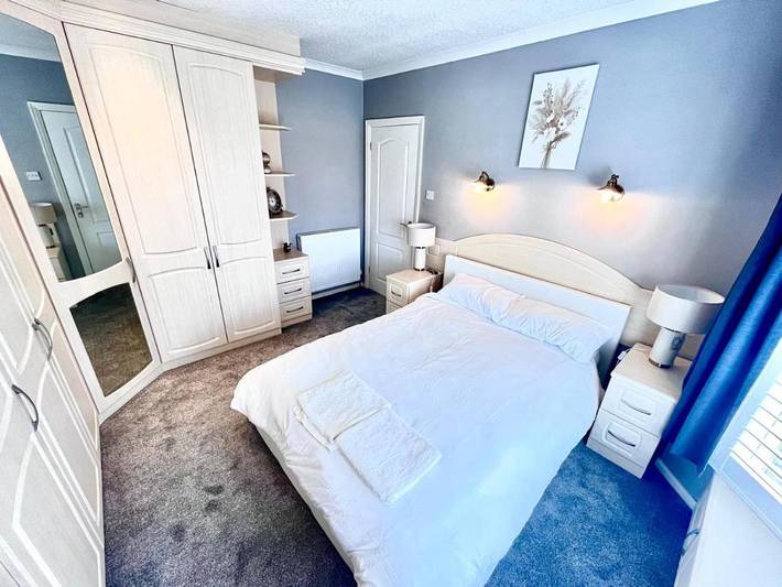 Bed and breakfast for 2 people, with Garden in Coventry