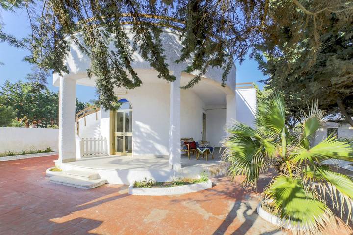 Casa vacanza per 8 persone, con Giardino a Specchiarica
