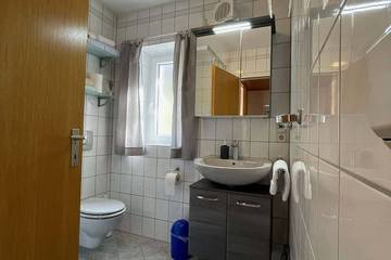 Ferienwohnung für 4 Personen, mit Balkon und Garten in Neunkirchen