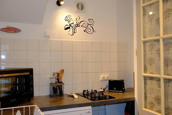 Location de vacances pour 2 personnes, avec terrasse ainsi que vue et jardin à Pierrerue - 3