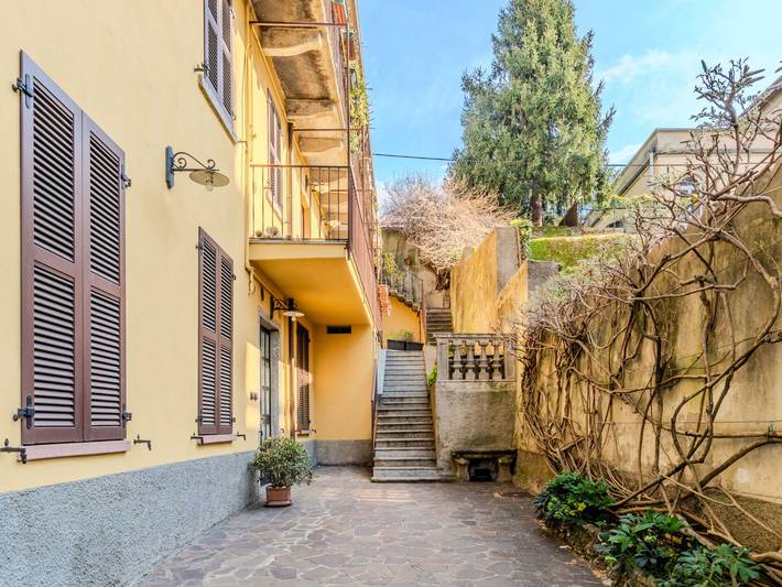 Appartamento intero, Lungolago - Lungolago 6.1 in Lecco, Prealpi Bergamasche Occidentali