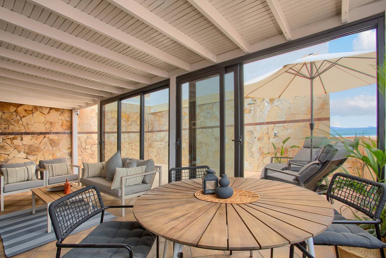 Holiday Home 'Toro 2' with Sea View and Private Terrace in Puerto de Corralejo, La Oliva