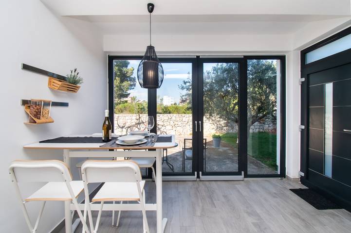 Ferienwohnung für 3 Personen in Vodice - 2