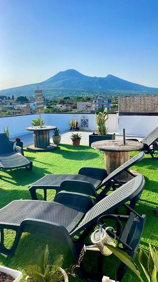 Alojamiento y desayuno para 3 personas, con vistas y balcón - 1